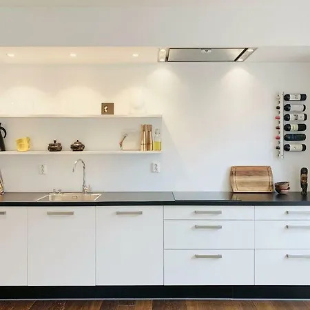 Apartment Inner City *